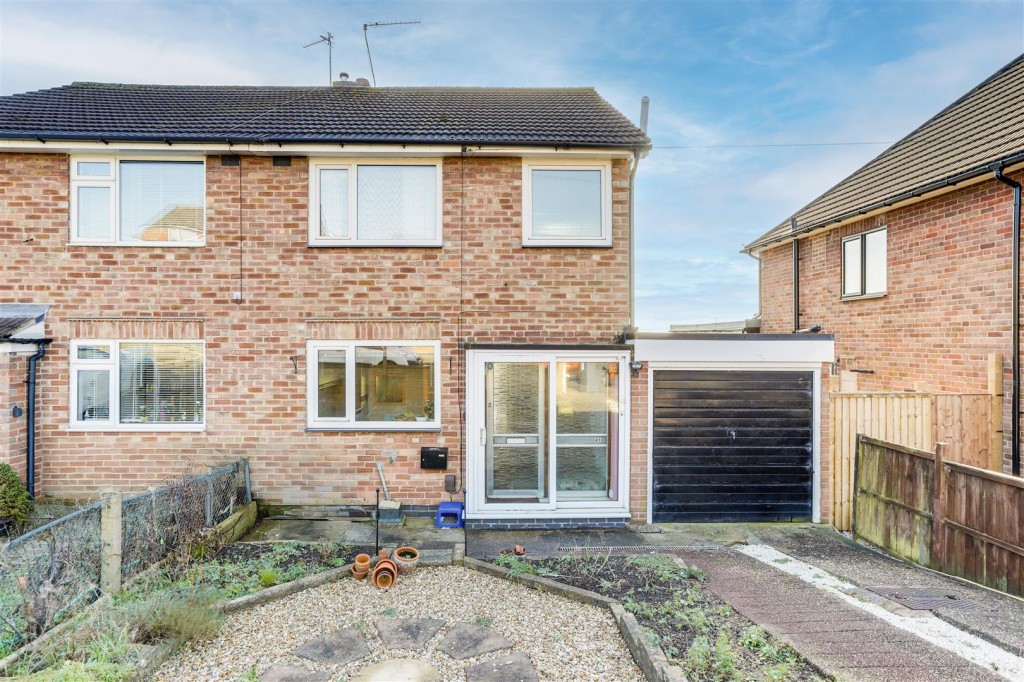 Cleve Avenue, Toton, Nottinghamshire, NG9 6JH