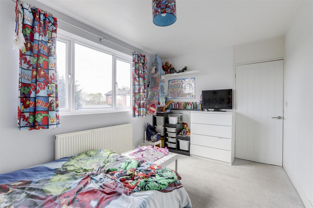 Hoylake Crescent, Broxtowe, Nottinghamshire, NG8 4PX