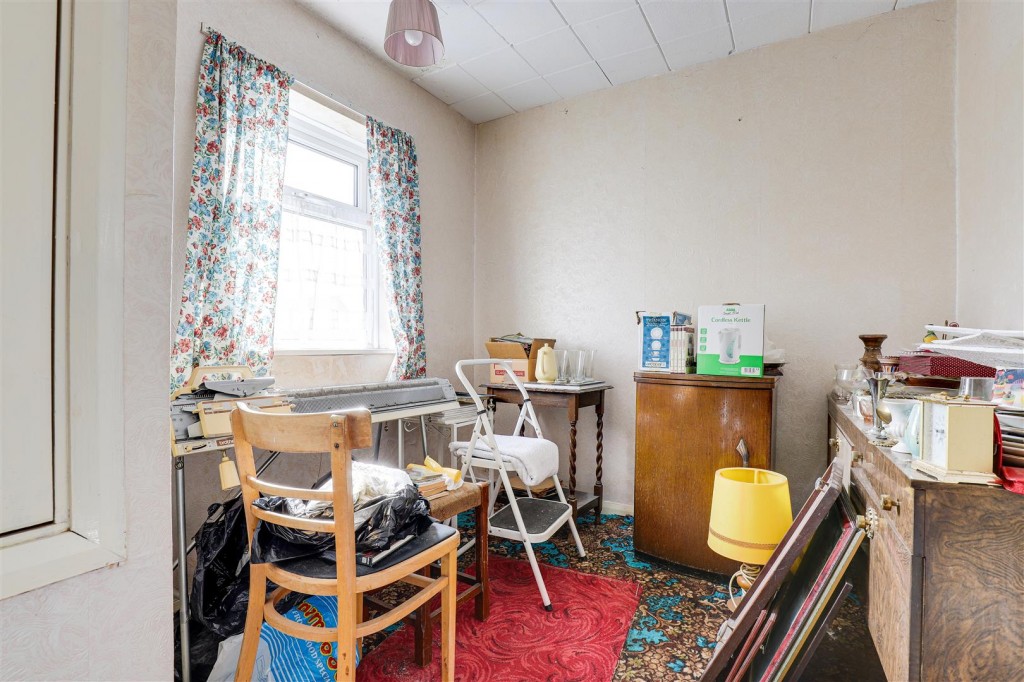 Stevenholme Crescent, Bestwood, Nottinghamshire, NG5 5JP