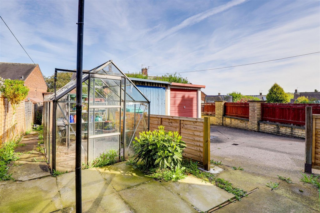 Stevenholme Crescent, Bestwood, Nottinghamshire, NG5 5JP