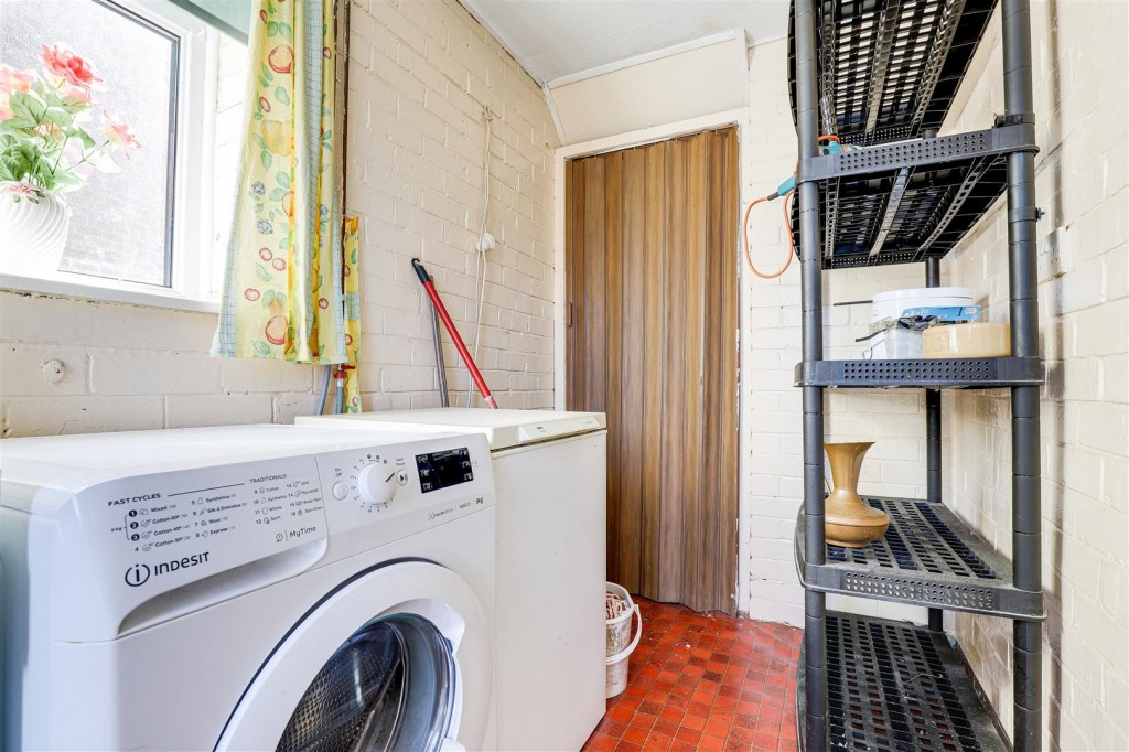 Stevenholme Crescent, Bestwood, Nottinghamshire, NG5 5JP