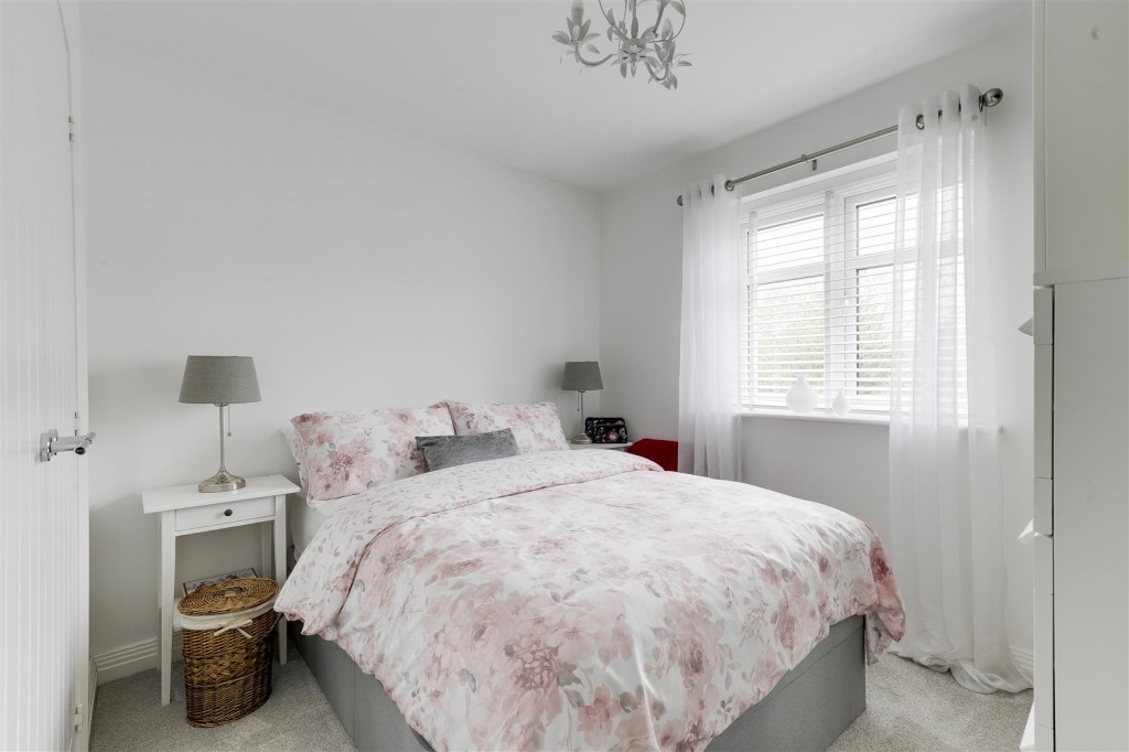 Mill Field Close, Burton Joyce, Nottinghamshire, NG14 2AA