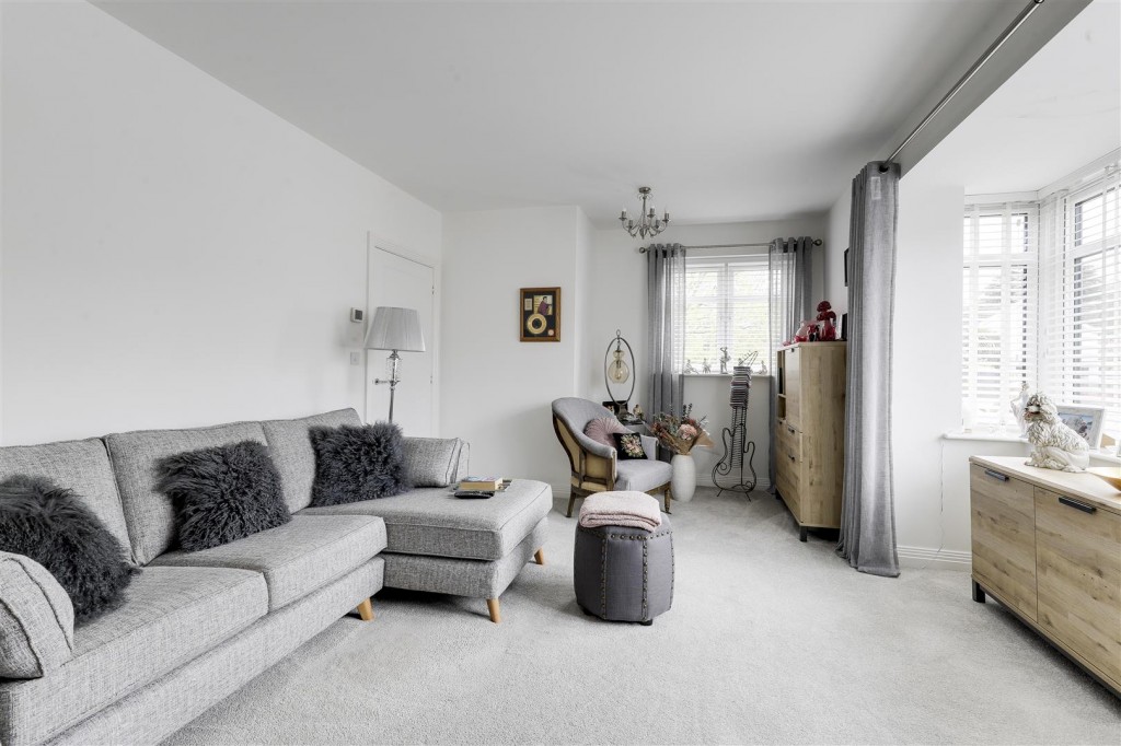 Mill Field Close, Burton Joyce, Nottinghamshire, NG14 2AA