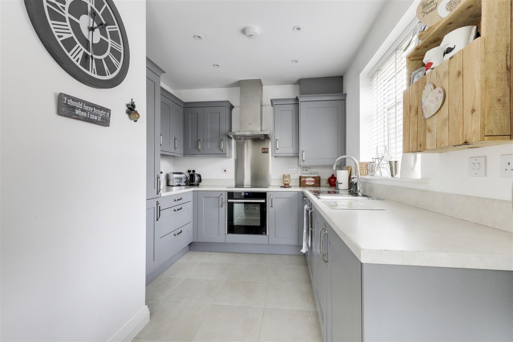 Mill Field Close, Burton Joyce, Nottinghamshire, NG14 2AA