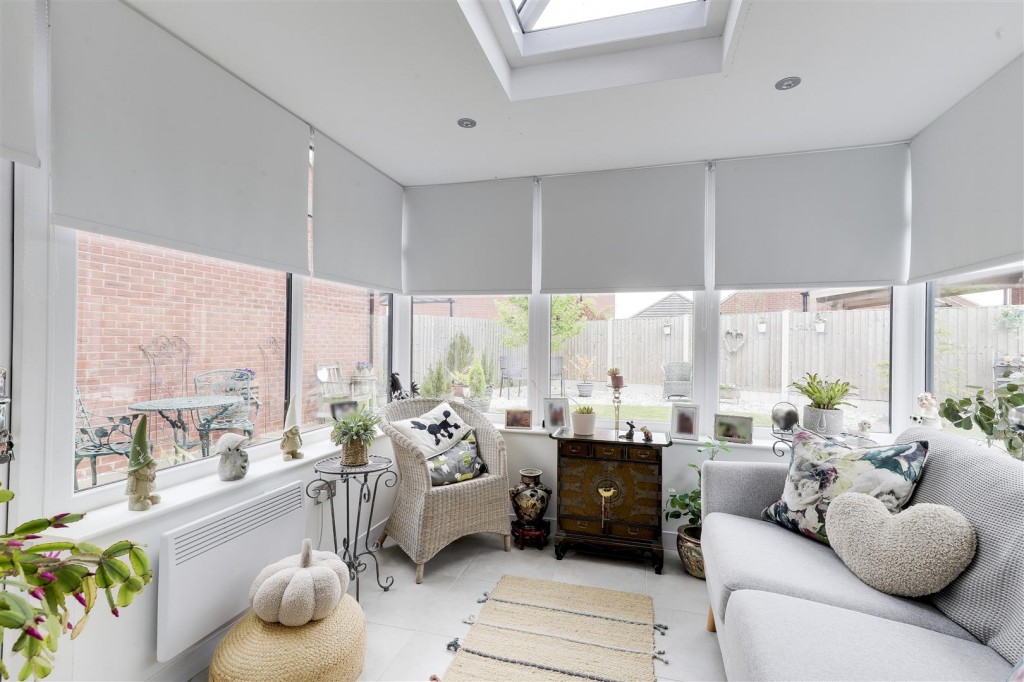Mill Field Close, Burton Joyce, Nottinghamshire, NG14 2AA