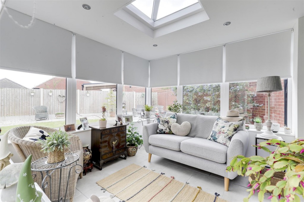 Mill Field Close, Burton Joyce, Nottinghamshire, NG14 2AA
