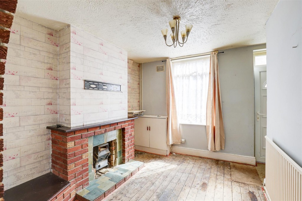 Florence Street, Hucknall, Nottinghamshire, NG15 6EB