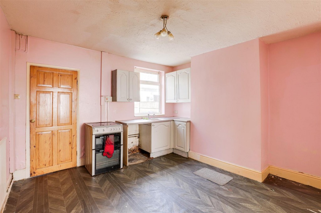 Florence Street, Hucknall, Nottinghamshire, NG15 6EB