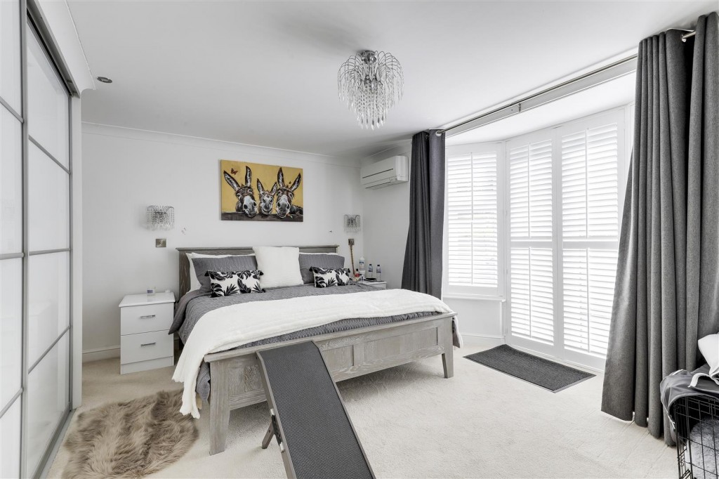 George Road, Carlton, Nottinghamshire, NG4 3AE