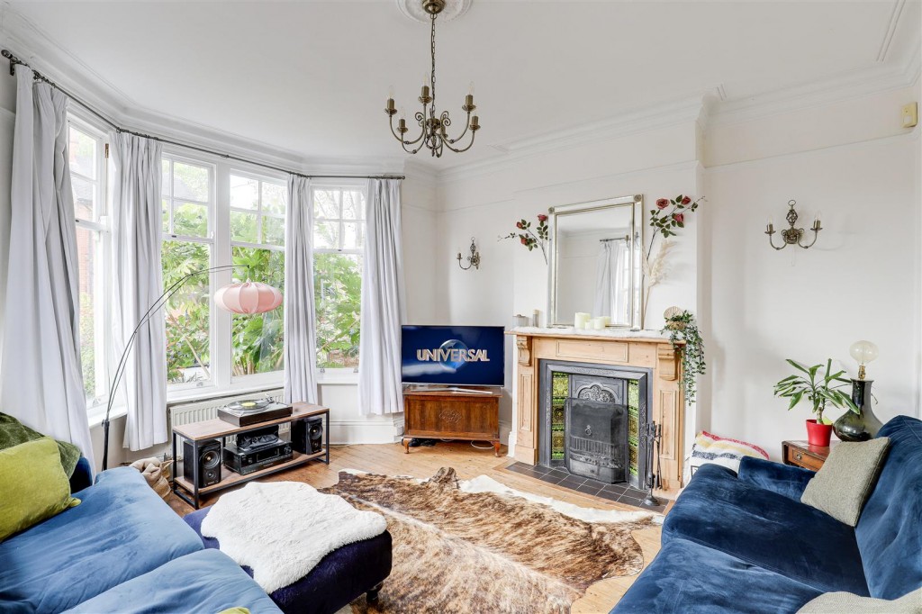 Ebers Grove, Mapperley Park, Nottinghamshire, NG3 5EA