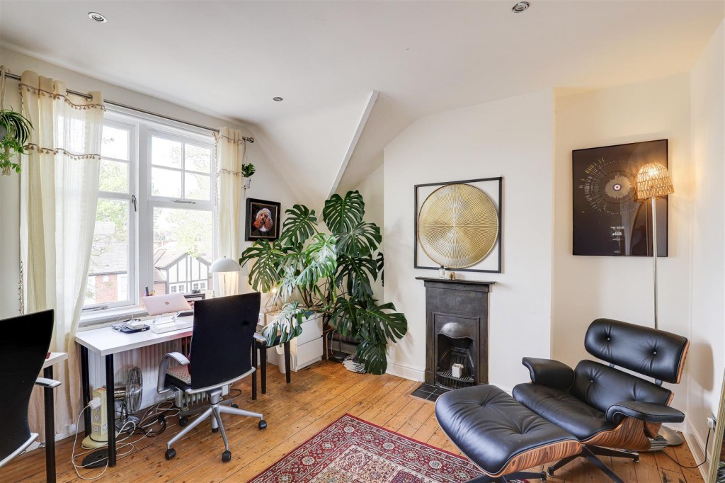 Ebers Grove, Mapperley Park, Nottinghamshire, NG3 5EA