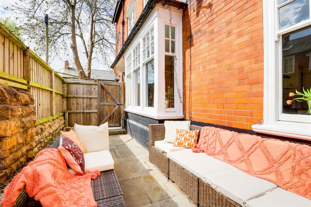 Ebers Grove, Mapperley Park, Nottinghamshire, NG3 5EA