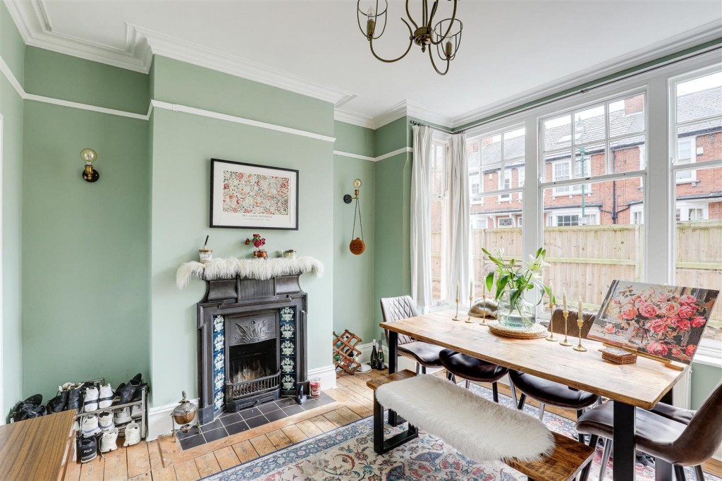 Ebers Grove, Mapperley Park, Nottinghamshire, NG3 5EA