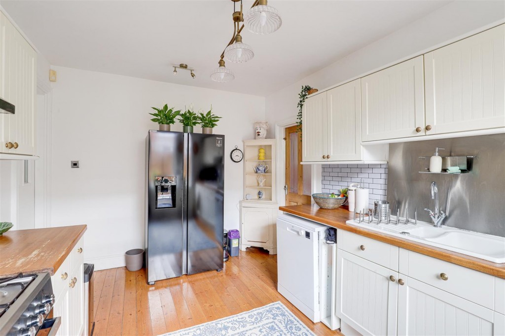 Ebers Grove, Mapperley Park, Nottinghamshire, NG3 5EA