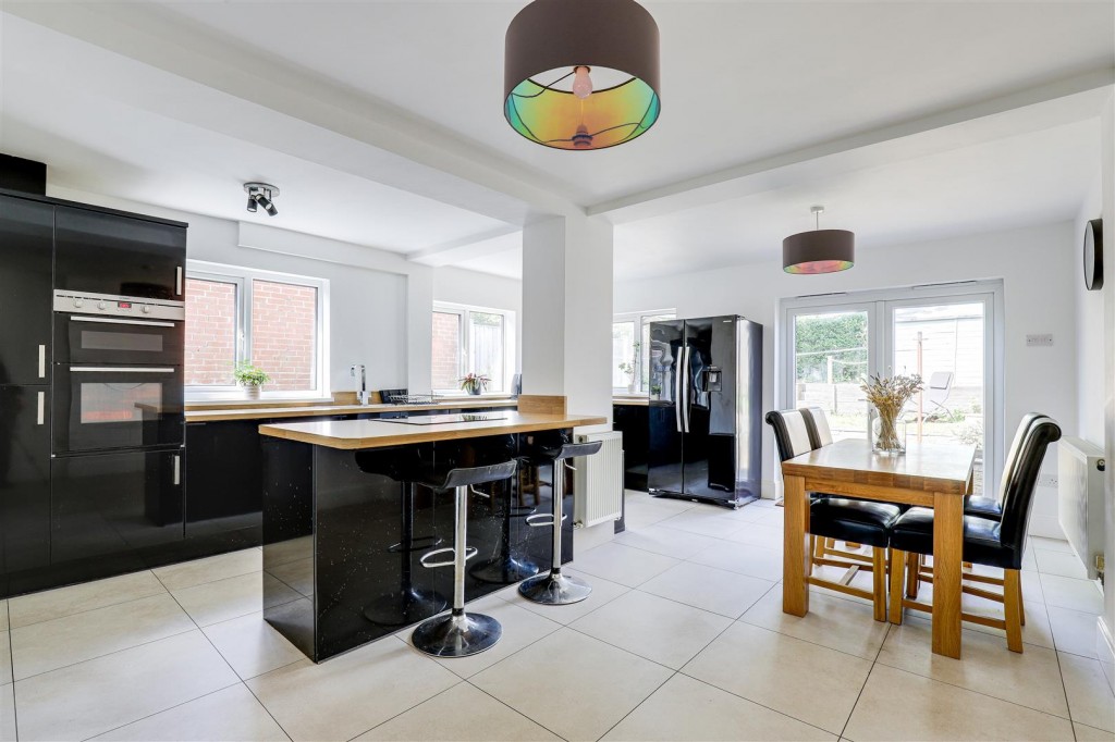 Oakdale Road, Bakersfield, Nottinghamshire, NG3 7EJ