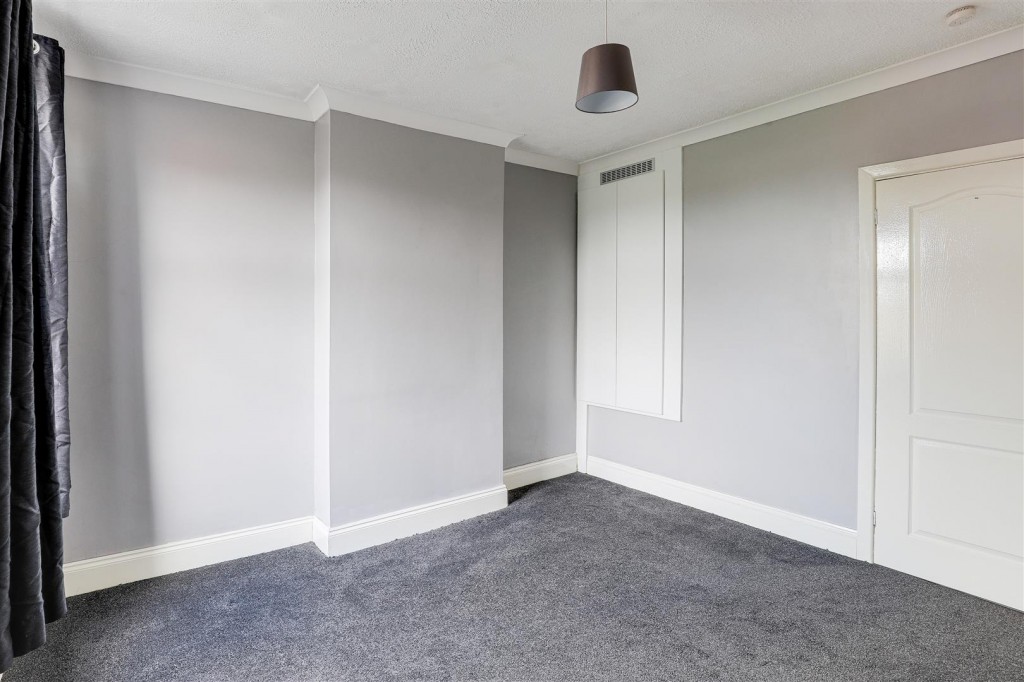 St. Albans Road, Bulwell, Nottingham, NG6 9JX