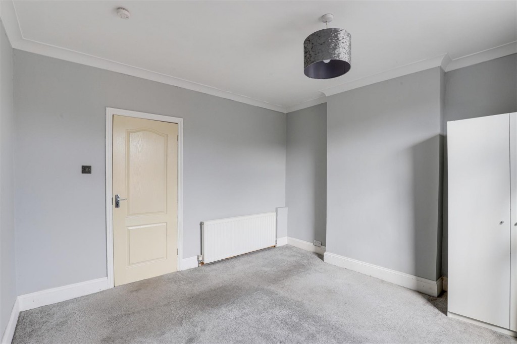 St. Albans Road, Bulwell, Nottingham, NG6 9JX