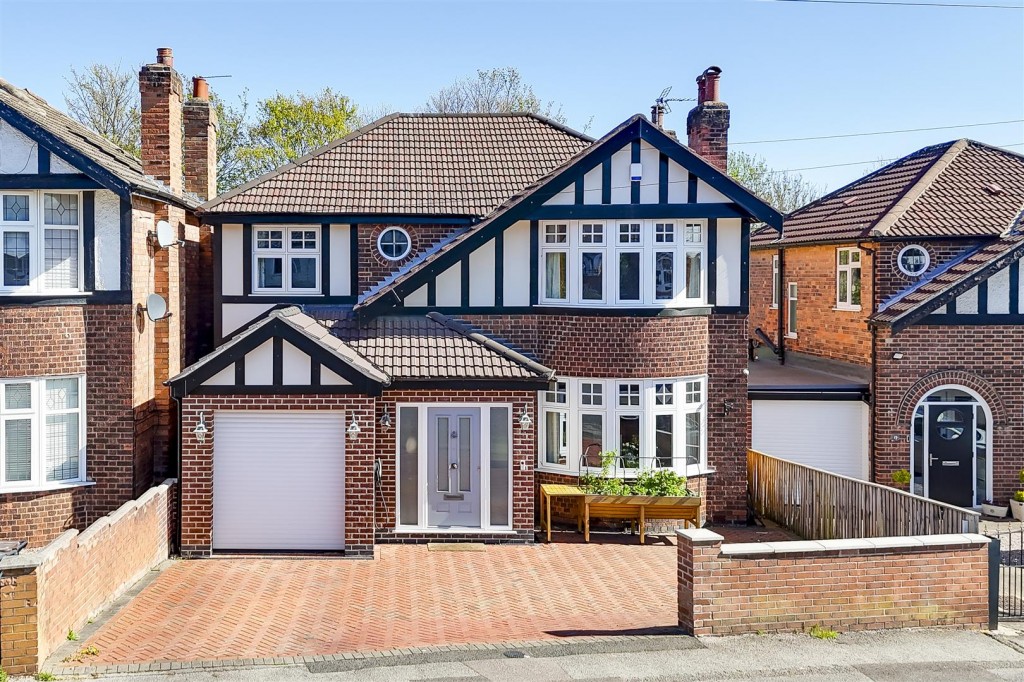 Hazel Grove, Mapperley, Nottinghamshire, NG3 6DQ