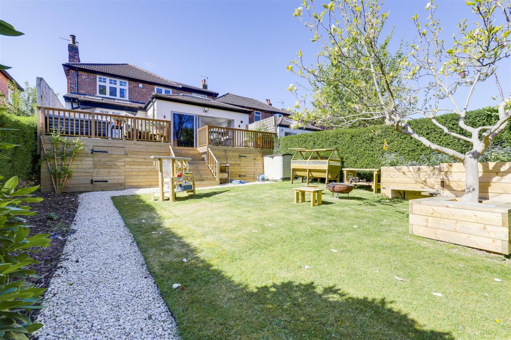 Hazel Grove, Mapperley, Nottinghamshire, NG3 6DQ