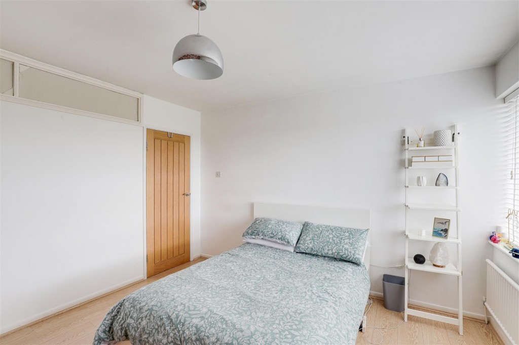 Briar Close, Keyworth, Nottinghamshire, NG12 5JR