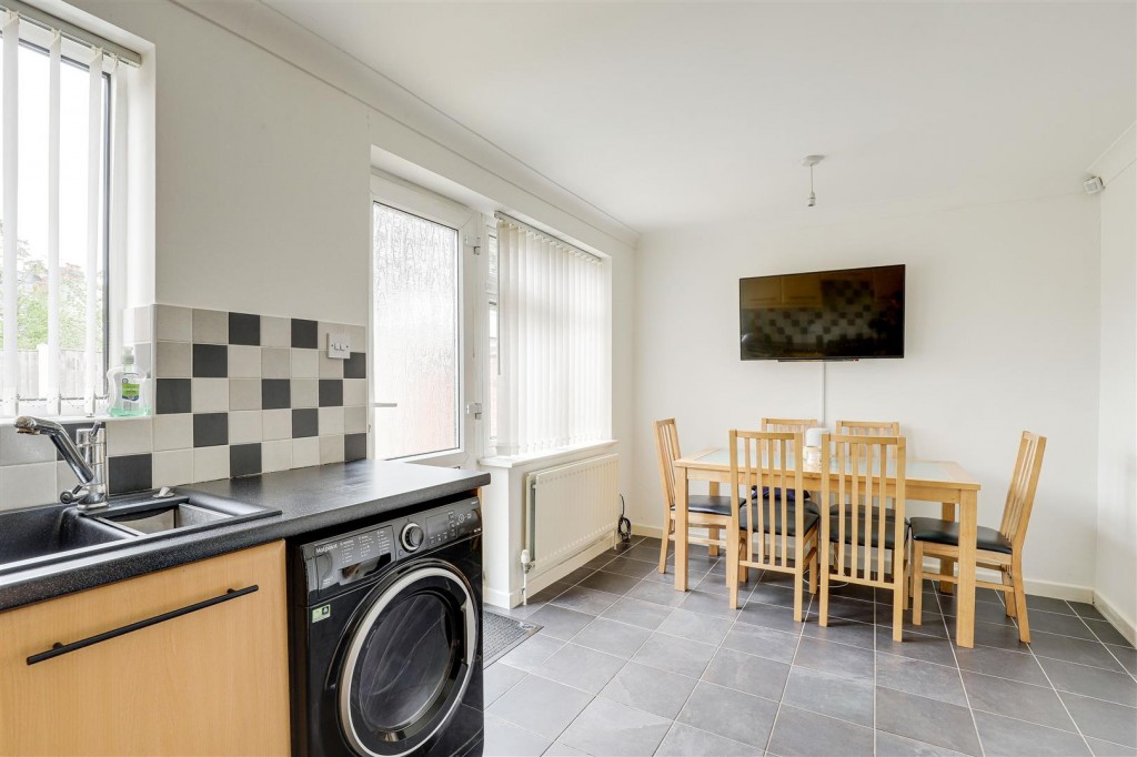 Glen Helen, Colwick, Nottinghamshire, NG4 2GE