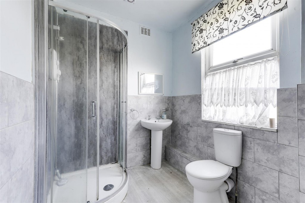 Trent Boulevard, West Bridgford, Nottinghamshire, NG2 5BN
