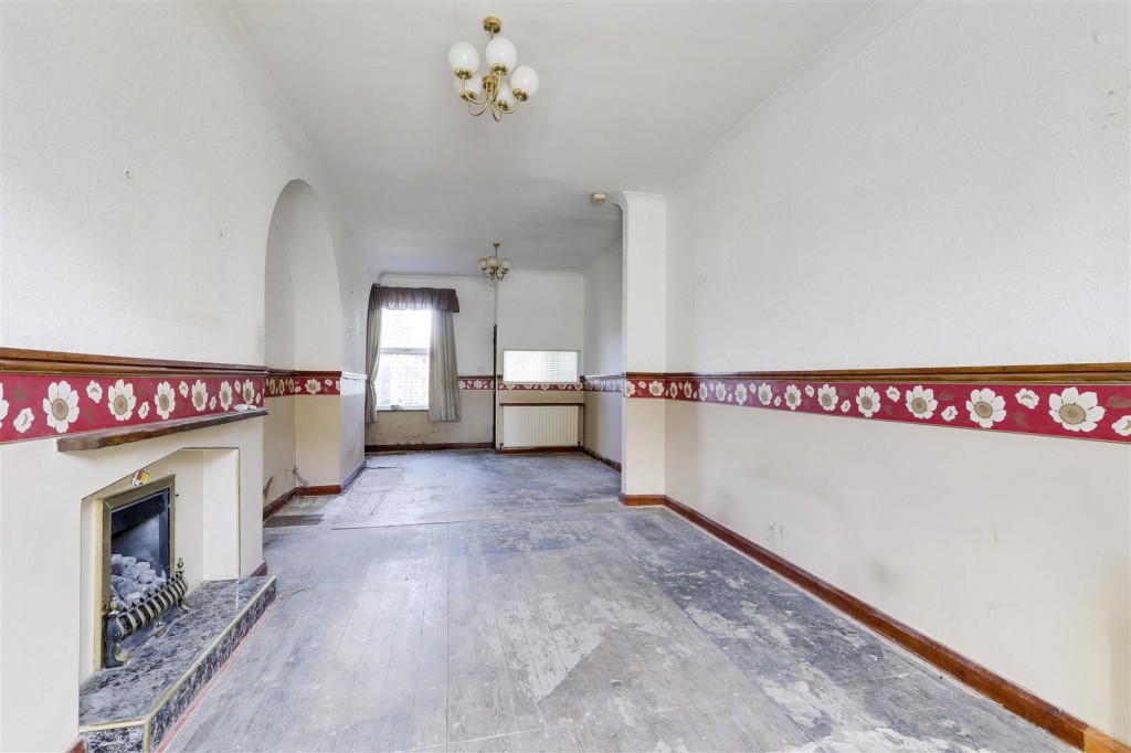 Trent Boulevard, West Bridgford, Nottinghamshire, NG2 5BN