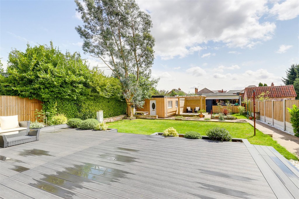 Morley Road, Mapperley, Nottinghamshire, NG3 6LL