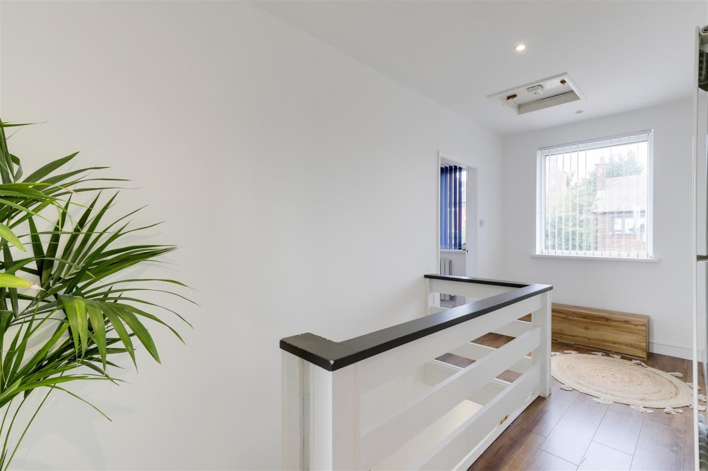 Morley Road, Mapperley, Nottinghamshire, NG3 6LL