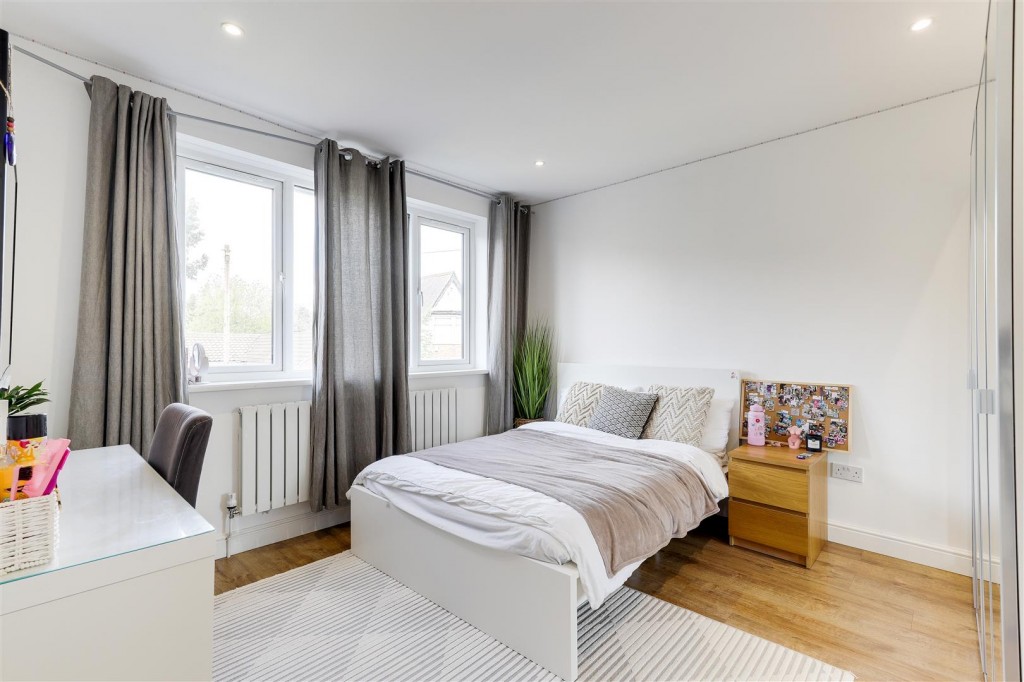 Morley Road, Mapperley, Nottinghamshire, NG3 6LL