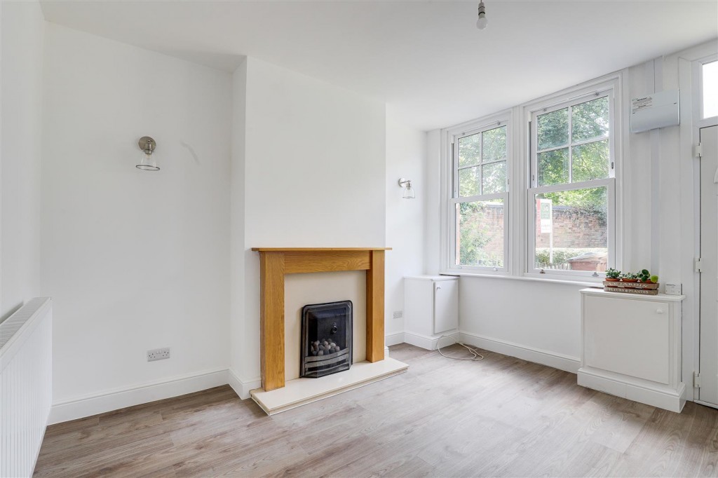 Belvoir Street, Mapperley, Nottinghamshire, NG3 5GN