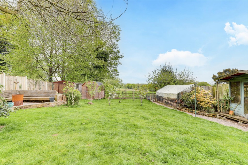 Whyburn Lane, Hucknall, Nottinghamshire, NG15 6QN