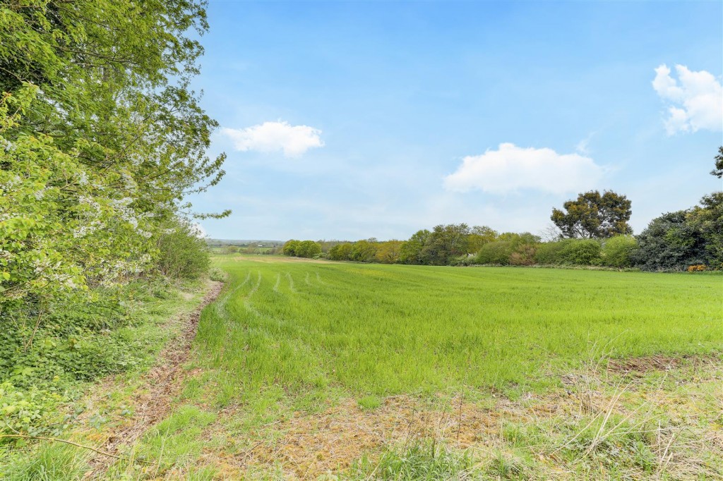 Whyburn Lane, Hucknall, Nottinghamshire, NG15 6QN