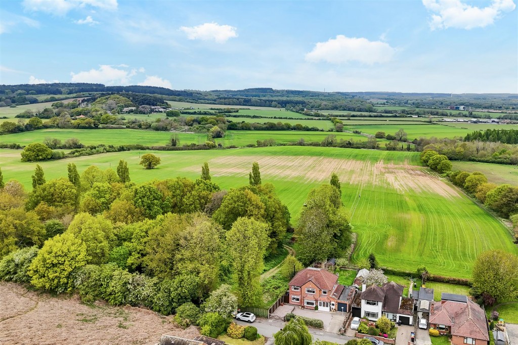 Whyburn Lane, Hucknall, Nottinghamshire, NG15 6QN