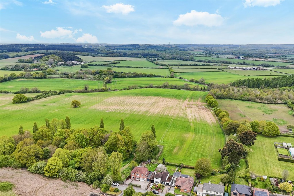 Whyburn Lane, Hucknall, Nottinghamshire, NG15 6QN