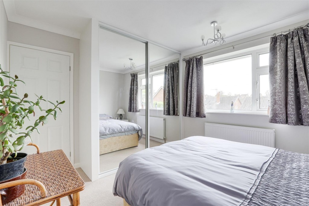 Lowlands Drive, Keyworth, Nottinghamshire, NG12 5HG
