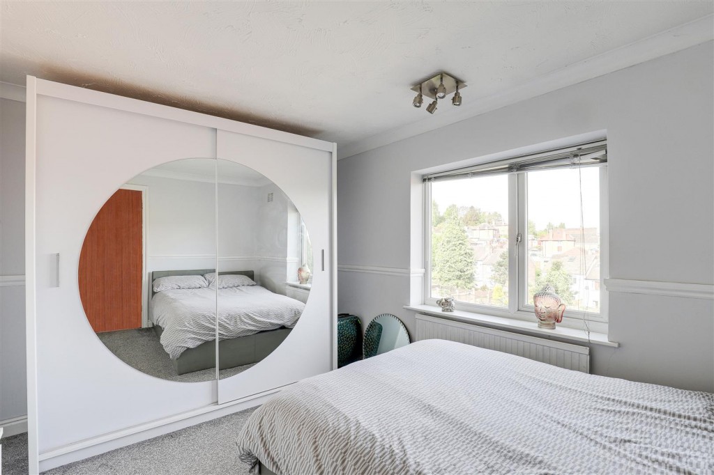 Campbell Drive, Carlton, Nottinghamshire, NG4 1RD