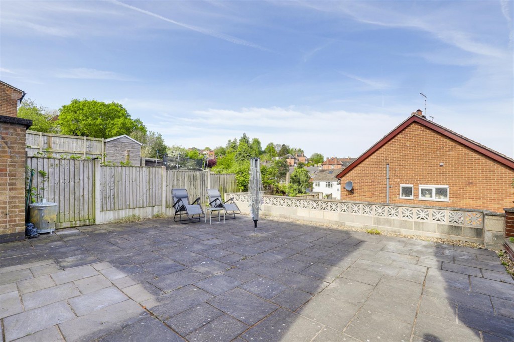 Campbell Drive, Carlton, Nottinghamshire, NG4 1RD
