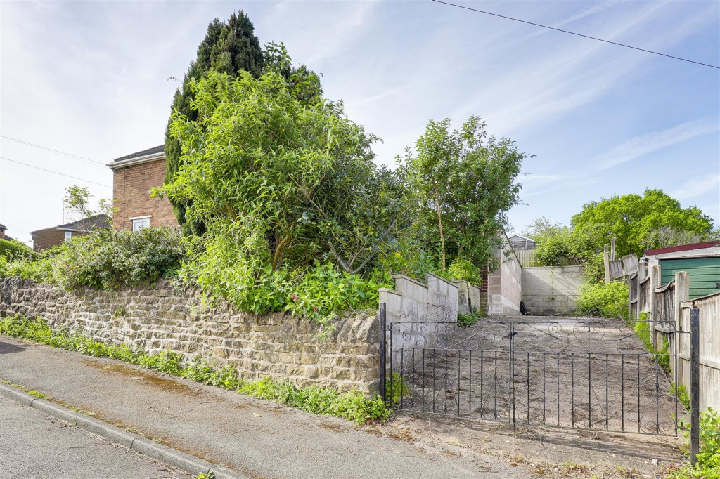 Campbell Drive, Carlton, Nottinghamshire, NG4 1RD