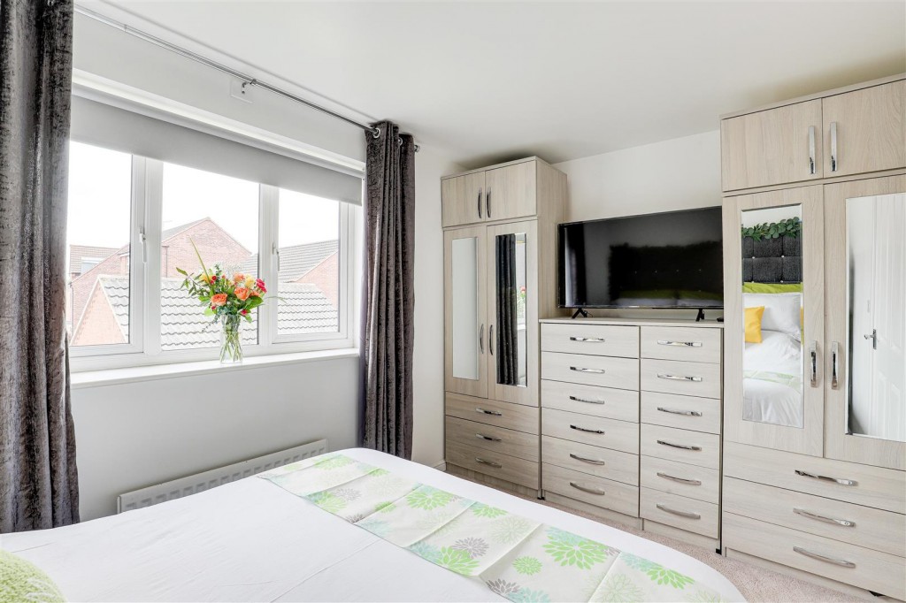 Minerva Grove, Hucknall, Nottinghamshire, NG15 8GW