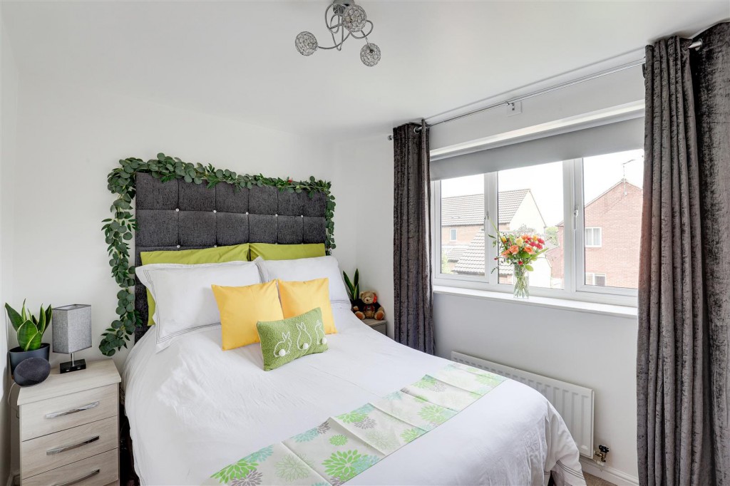 Minerva Grove, Hucknall, Nottinghamshire, NG15 8GW