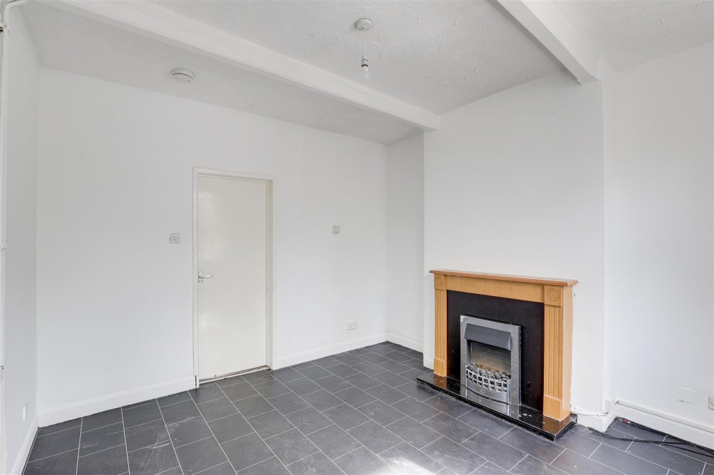 North Gate, Basford, Nottinghamshire, NG7 7FT