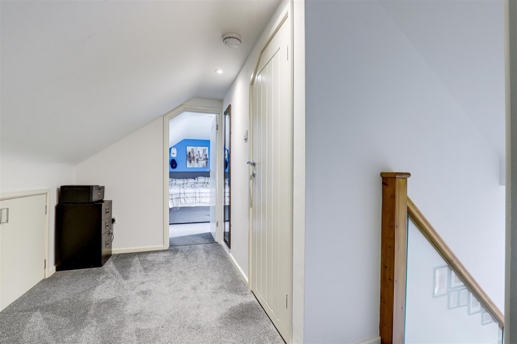 Orchard Drive, Calverton, Nottinghamshire, NG14 6GP