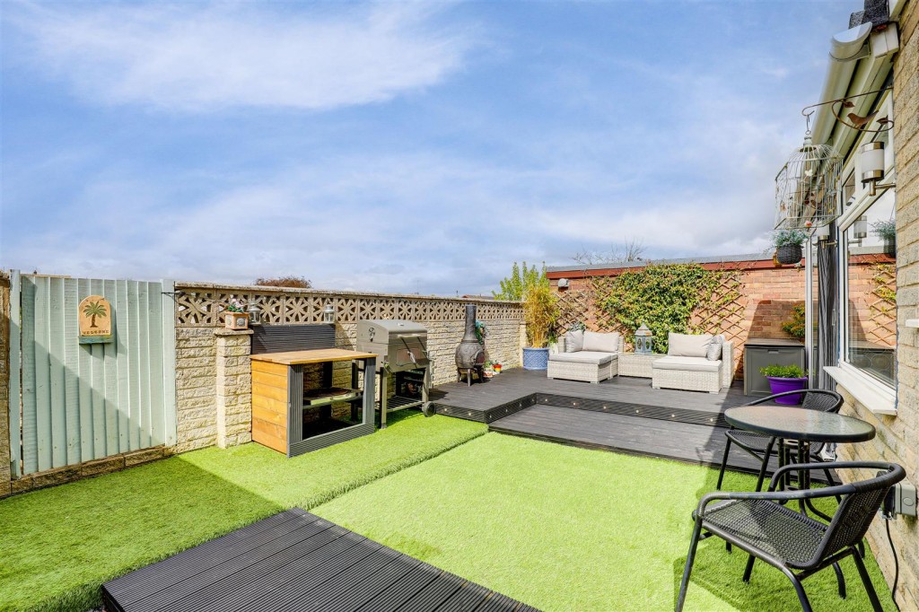 Orchard Drive, Calverton, Nottinghamshire, NG14 6GP