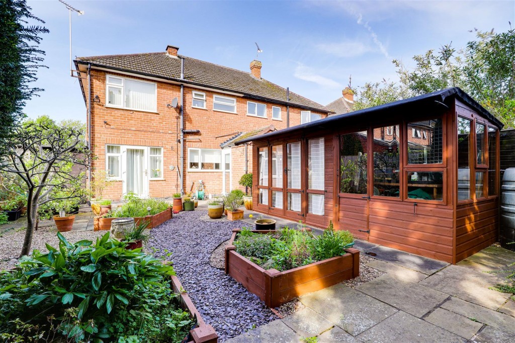 Tudor Road, West Bridgford, Nottinghamshire, NG2 6EB