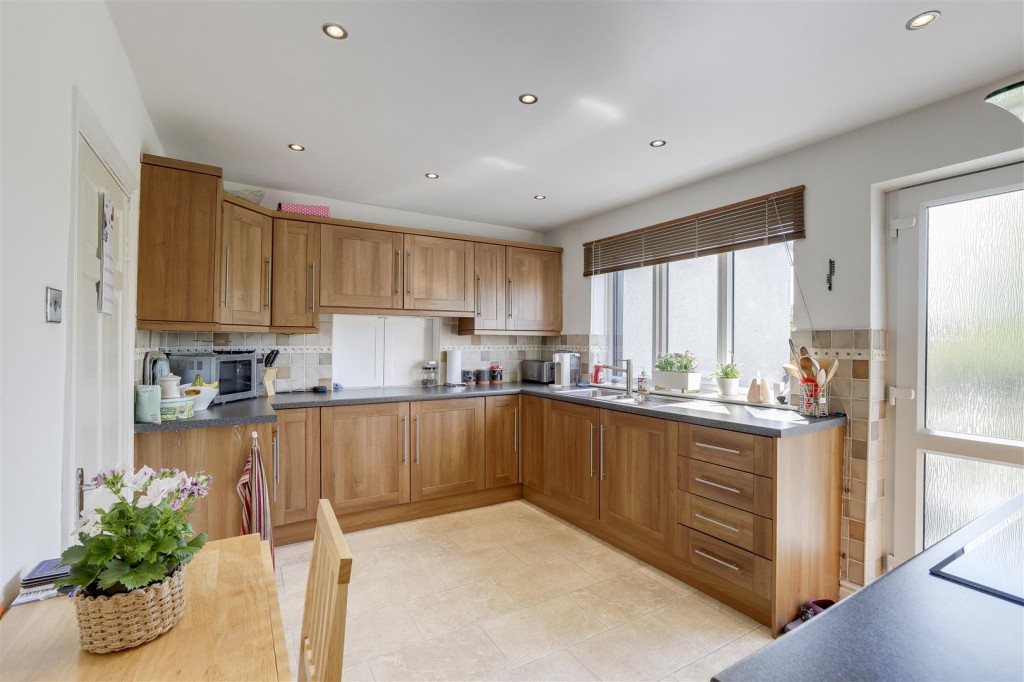 Sandy Lane, Hucknall, Nottinghamshire, NG15 7GP