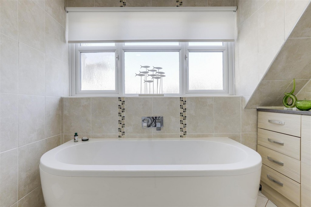 Sandy Lane, Hucknall, Nottinghamshire, NG15 7GP
