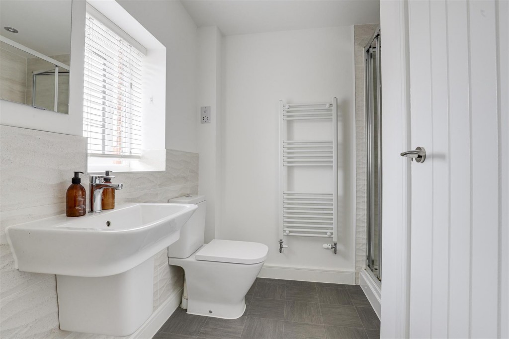 Kingcup Gardens, Ruddington, Nottinghamshire, NG11 6SD