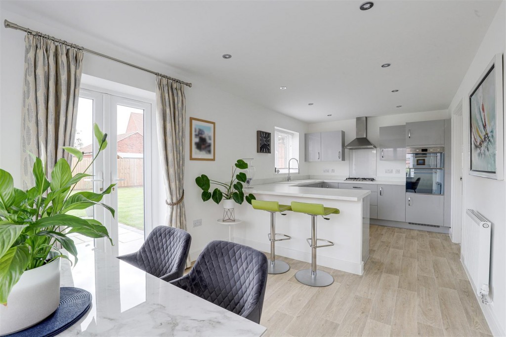 Kingcup Gardens, Ruddington, Nottinghamshire, NG11 6SD
