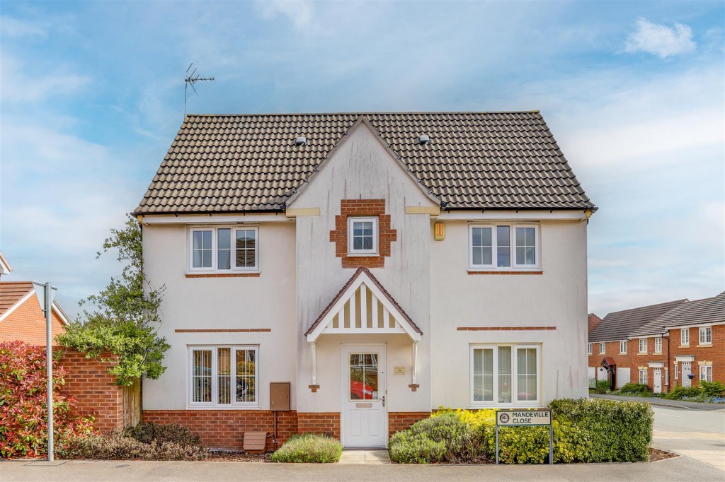 Mandeville Close, Hucknall, Nottinghamshire, NG15 8HQ